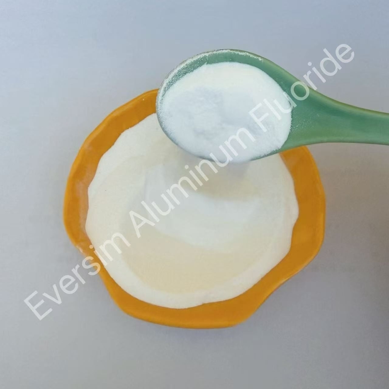 Υψηλής καθαρότητας CAS αριθ. 7784-18-1 Λευκή αμμώδης φθοριούχος αλουμίνιος AlF3 Flux για γυαλί σμάλτου