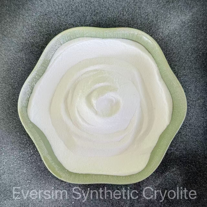 Ανόργανες χημικές λευκές αμμουδιές Na3AlF6 CH-1/CM-1 Συνθετικός κρεολίτης για τη βιομηχανία κεραμικών και γυαλιών